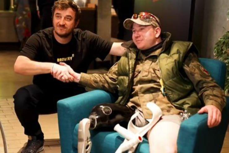 Військовому з Одещини встановили безкоштовний протез ноги завдяки американським волонтерам